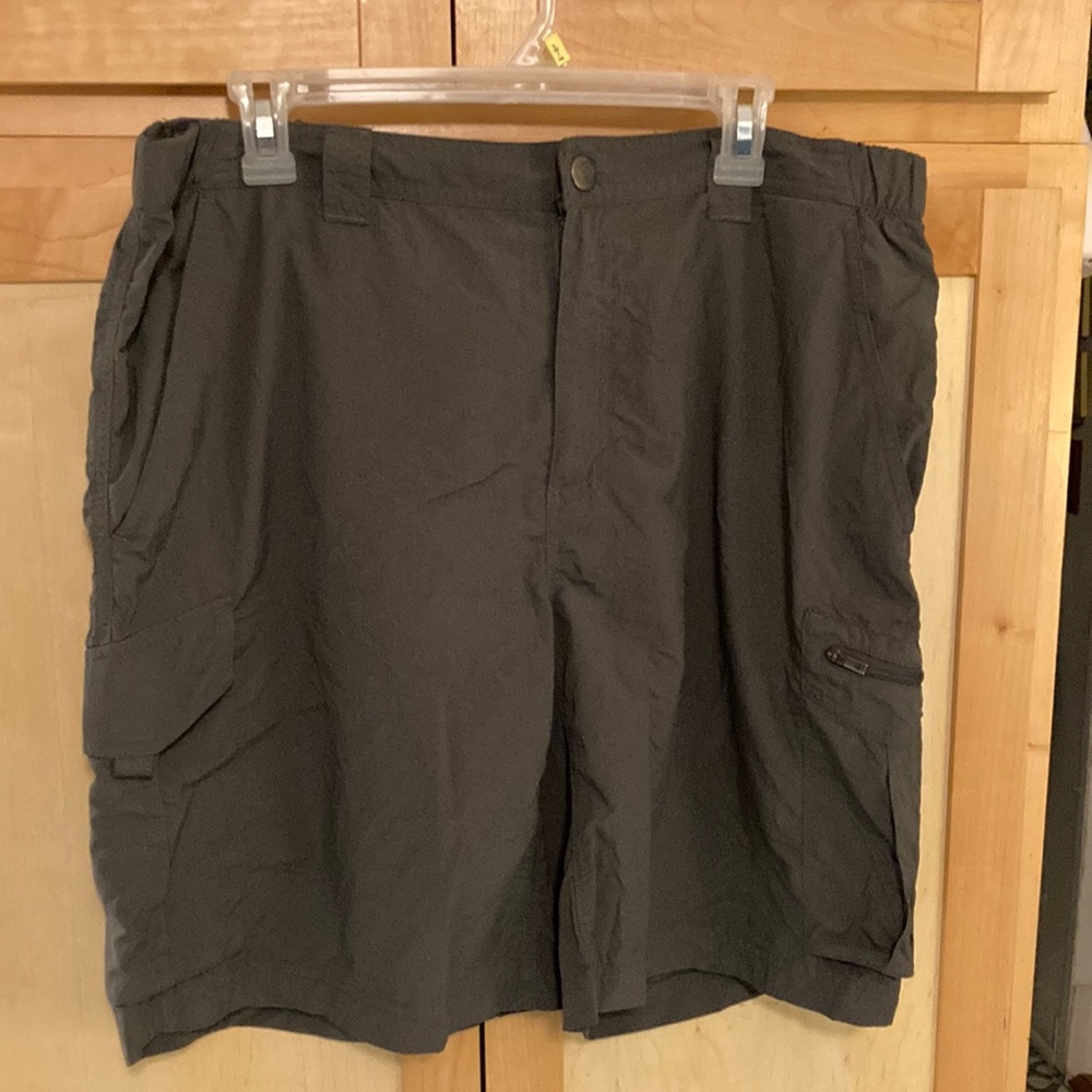 Columbia mens jeans. Size 38.